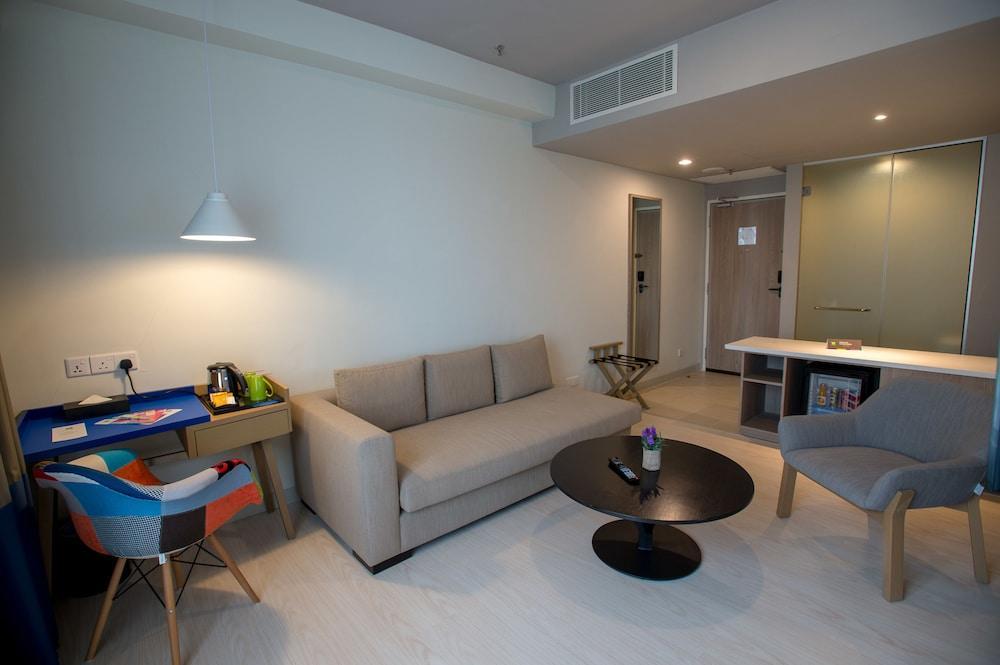 ibis Styles Kuala Lumpur Sri Damansara Hotel Petaling Jaya Bagian luar foto