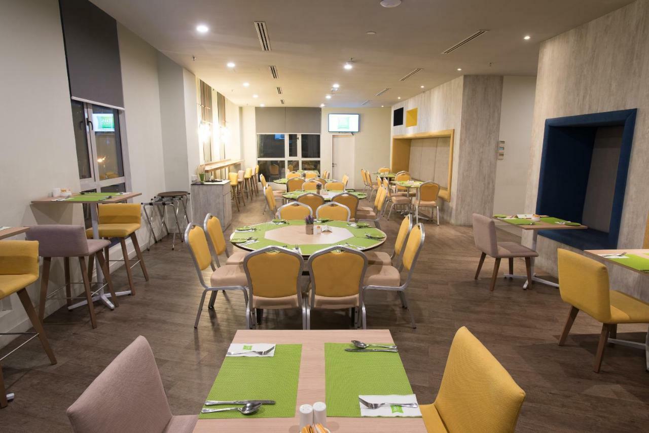 ibis Styles Kuala Lumpur Sri Damansara Hotel Petaling Jaya Bagian luar foto