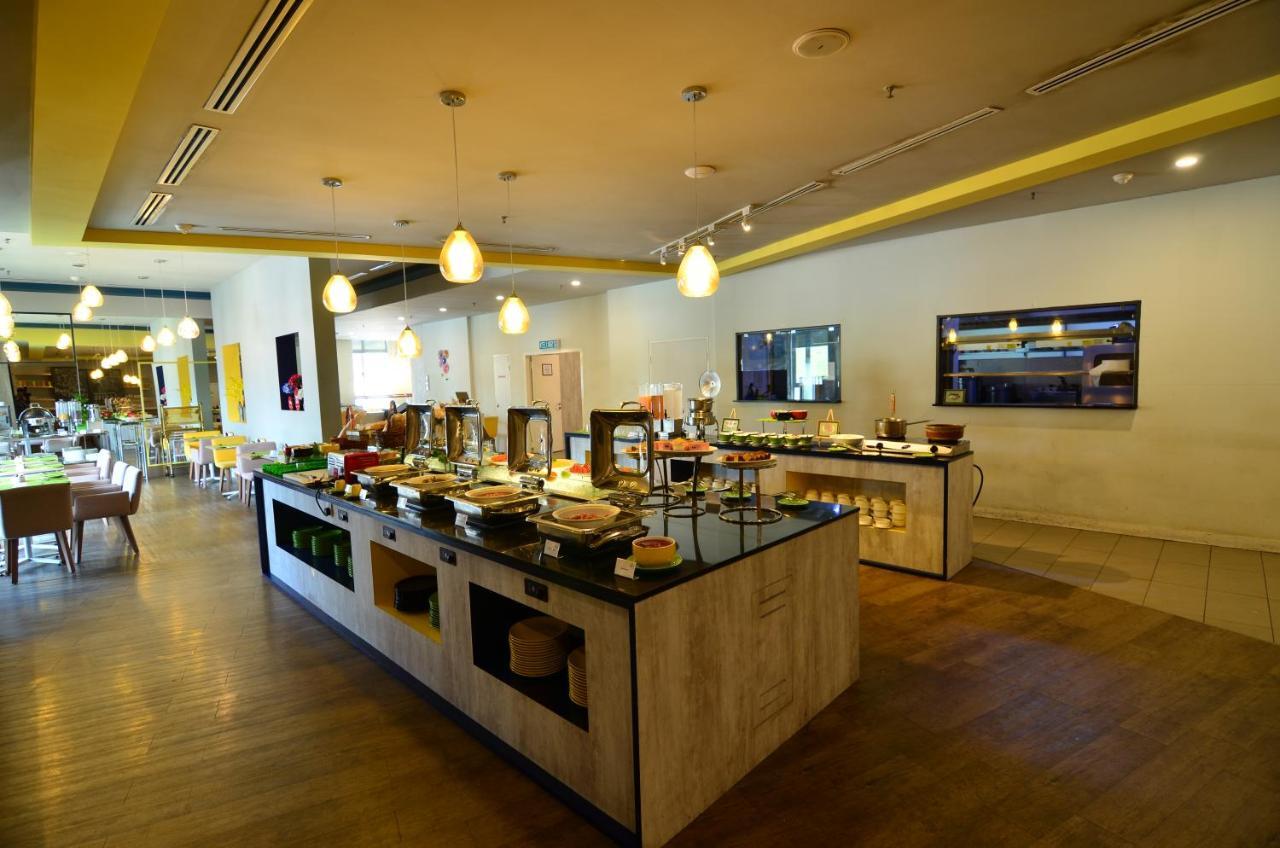 ibis Styles Kuala Lumpur Sri Damansara Hotel Petaling Jaya Bagian luar foto